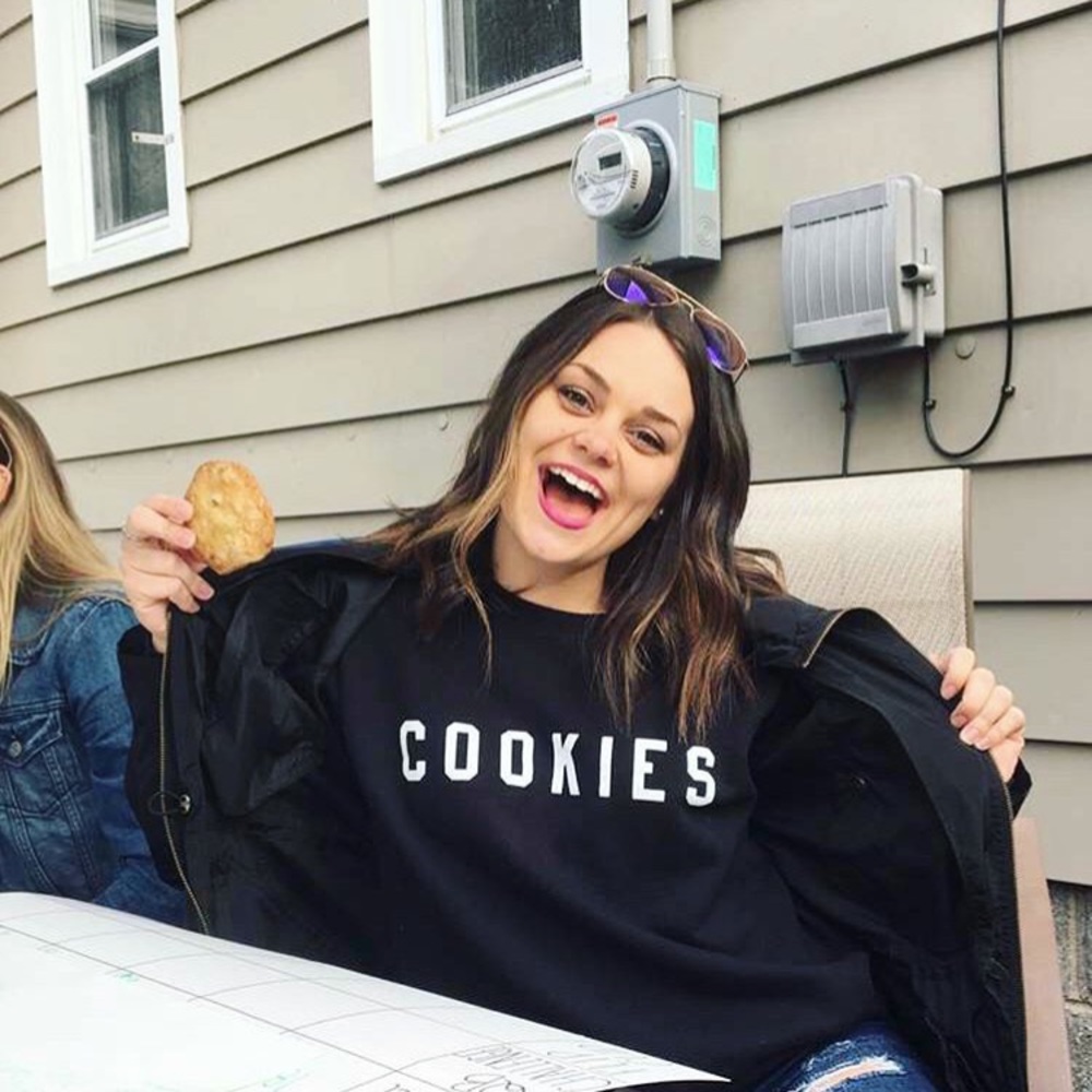 Meet your Posher, Amelia